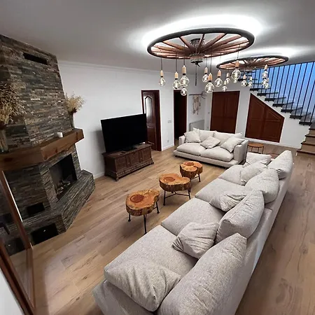 Cal Jando Holiday home