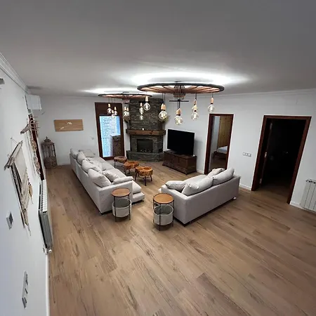 Cal Jando Holiday home